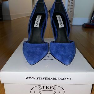 Steve Madden Varsity Suede Blue Pumps